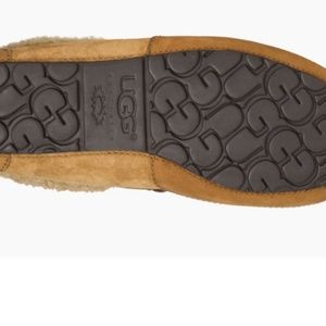 ugg mens fleming moccasin slipper
